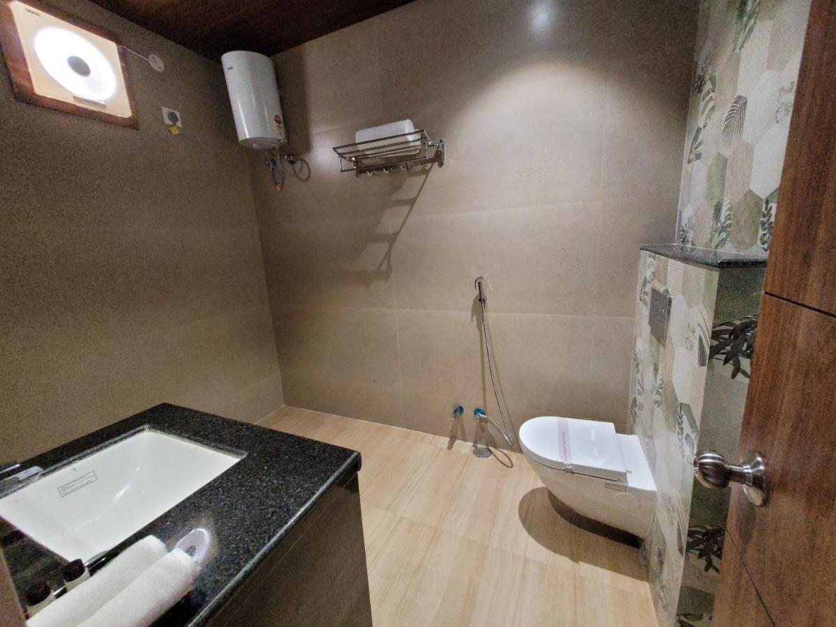 Aura Gold Resort Udaipur Kültér fotó