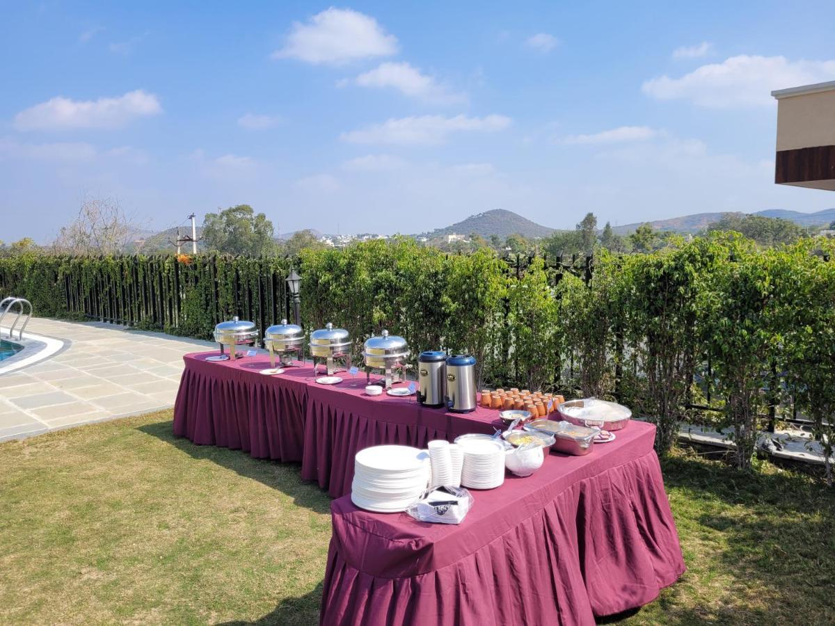 Aura Gold Resort Udaipur Kültér fotó